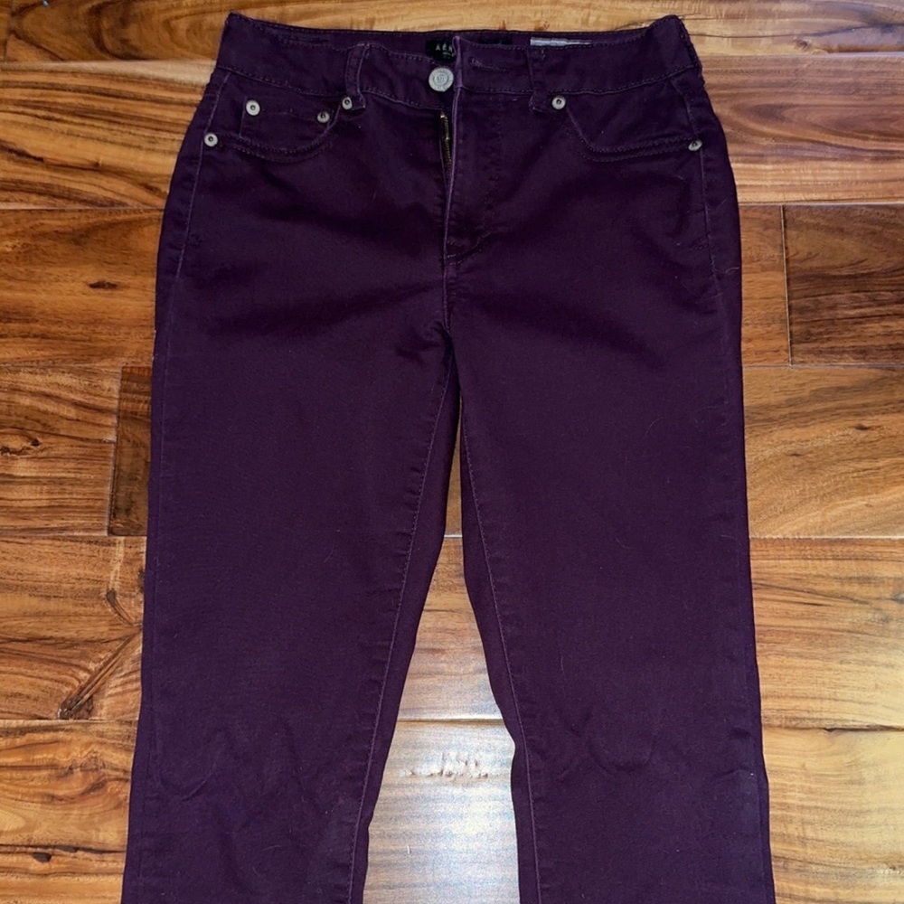 Aeropostale. Size 3.